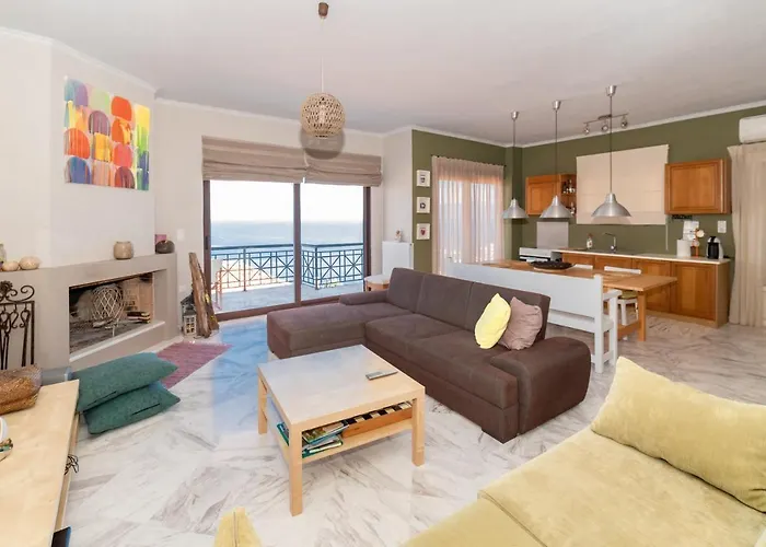 Horizon House Корони