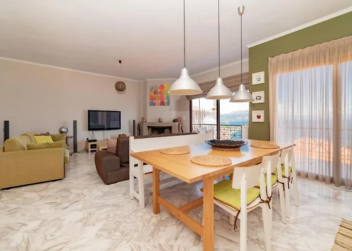 Horizon House Корони